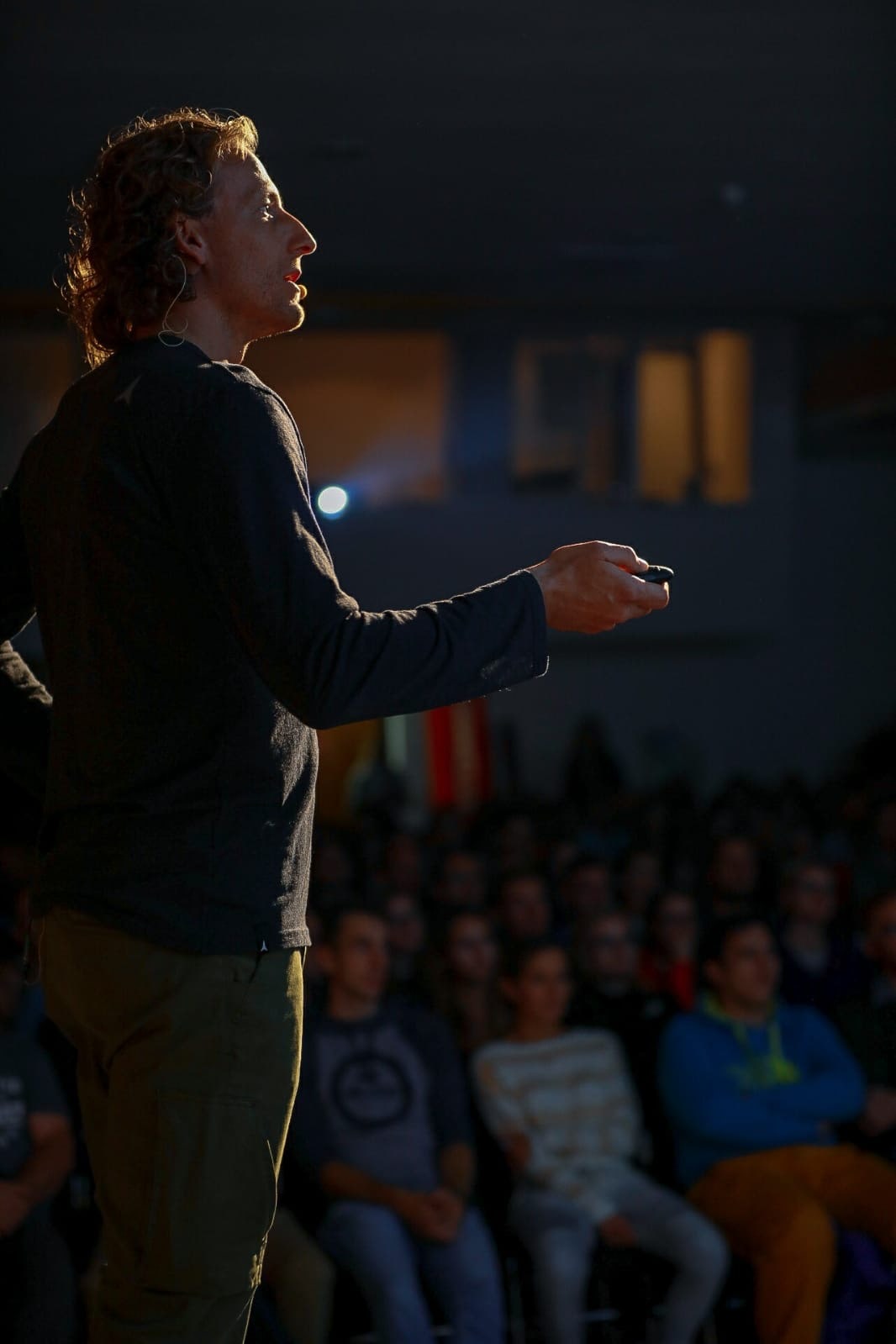 Matthias 'Hauni' Haunholder hält keynote speaker rede